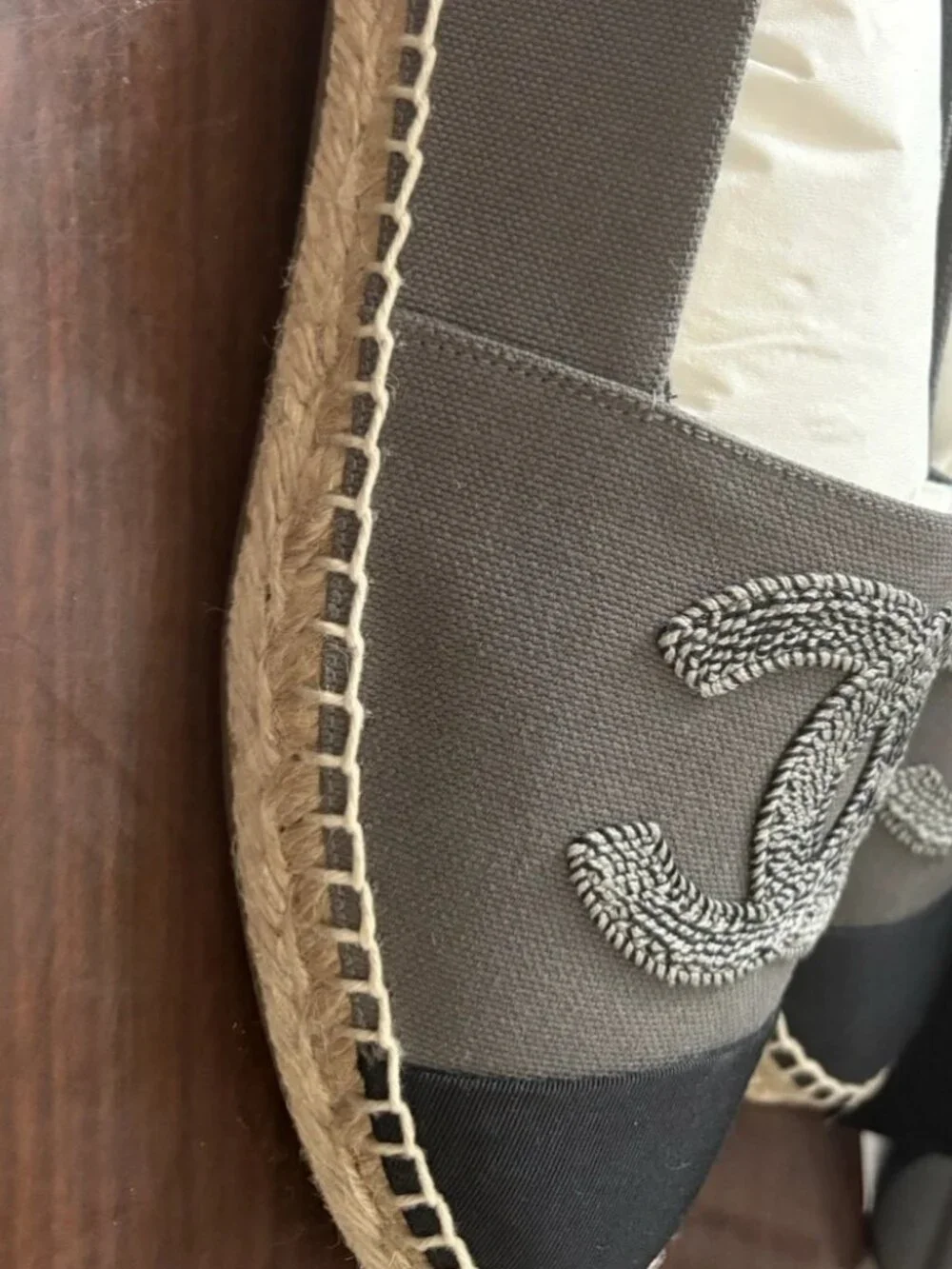 CHANEL cc logo